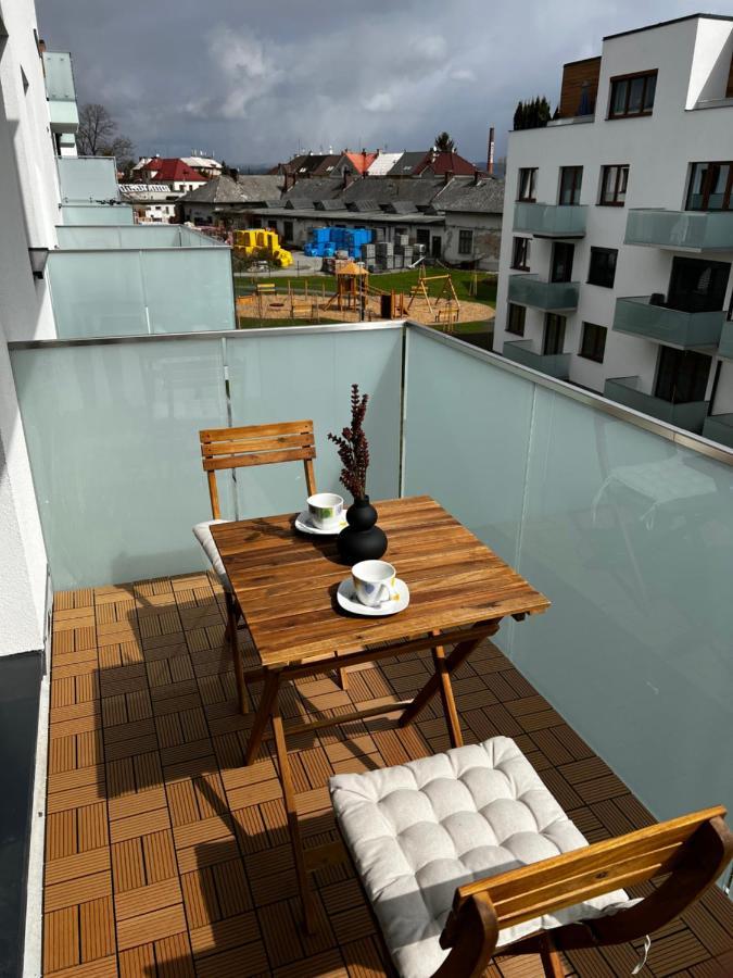 Apartman U Satoshiho ออลอโมตซ์ ภายนอก รูปภาพ